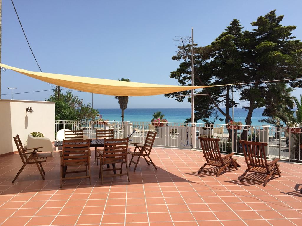 B&B Villa Sul Mare Меліто-ді-Порто-Сальво Екстер'єр фото